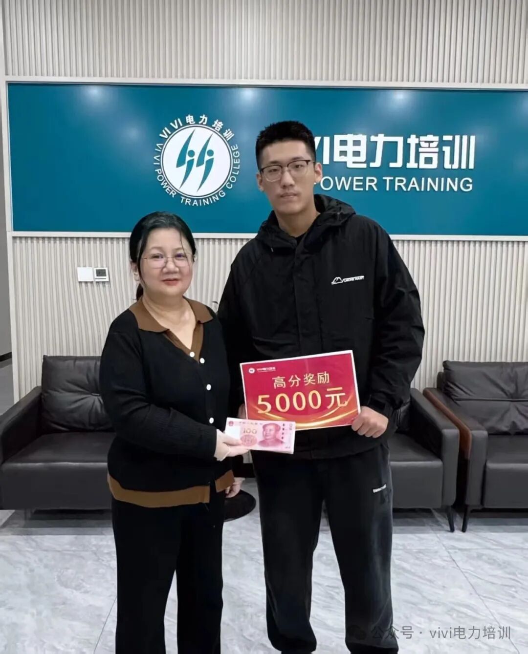 1765872929710895.jpg 1765872929710895.jpg