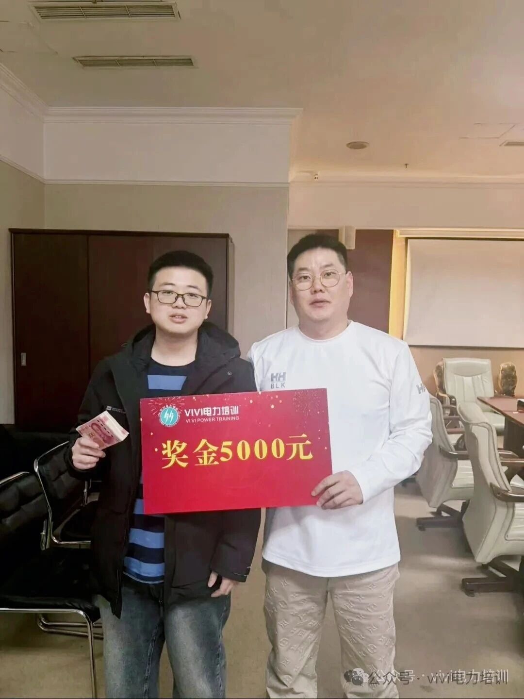 1765874071648088.jpg 1765874071648088.jpg